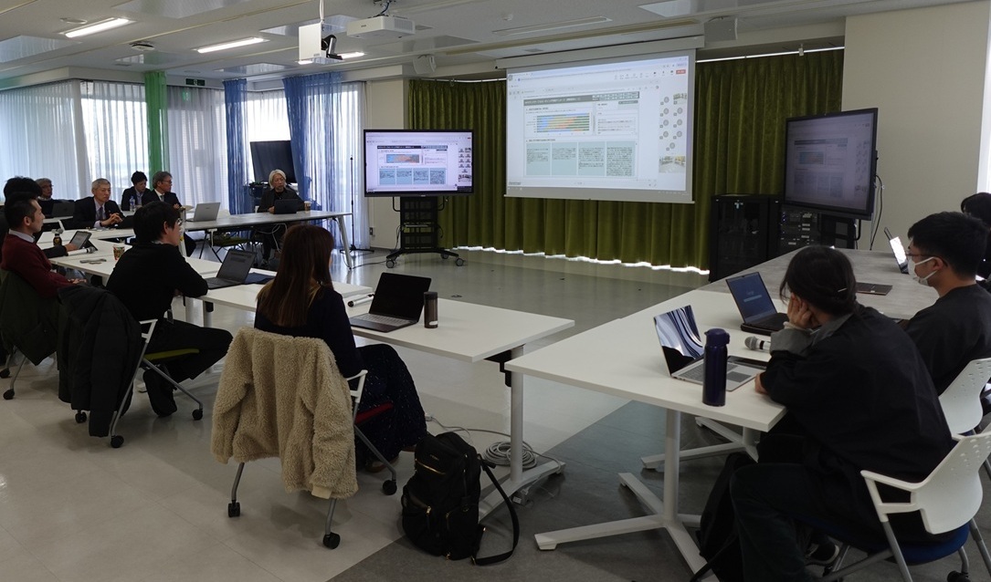 学生と教職員間の情報伝達に関するDXラウンドテーブルミーティング